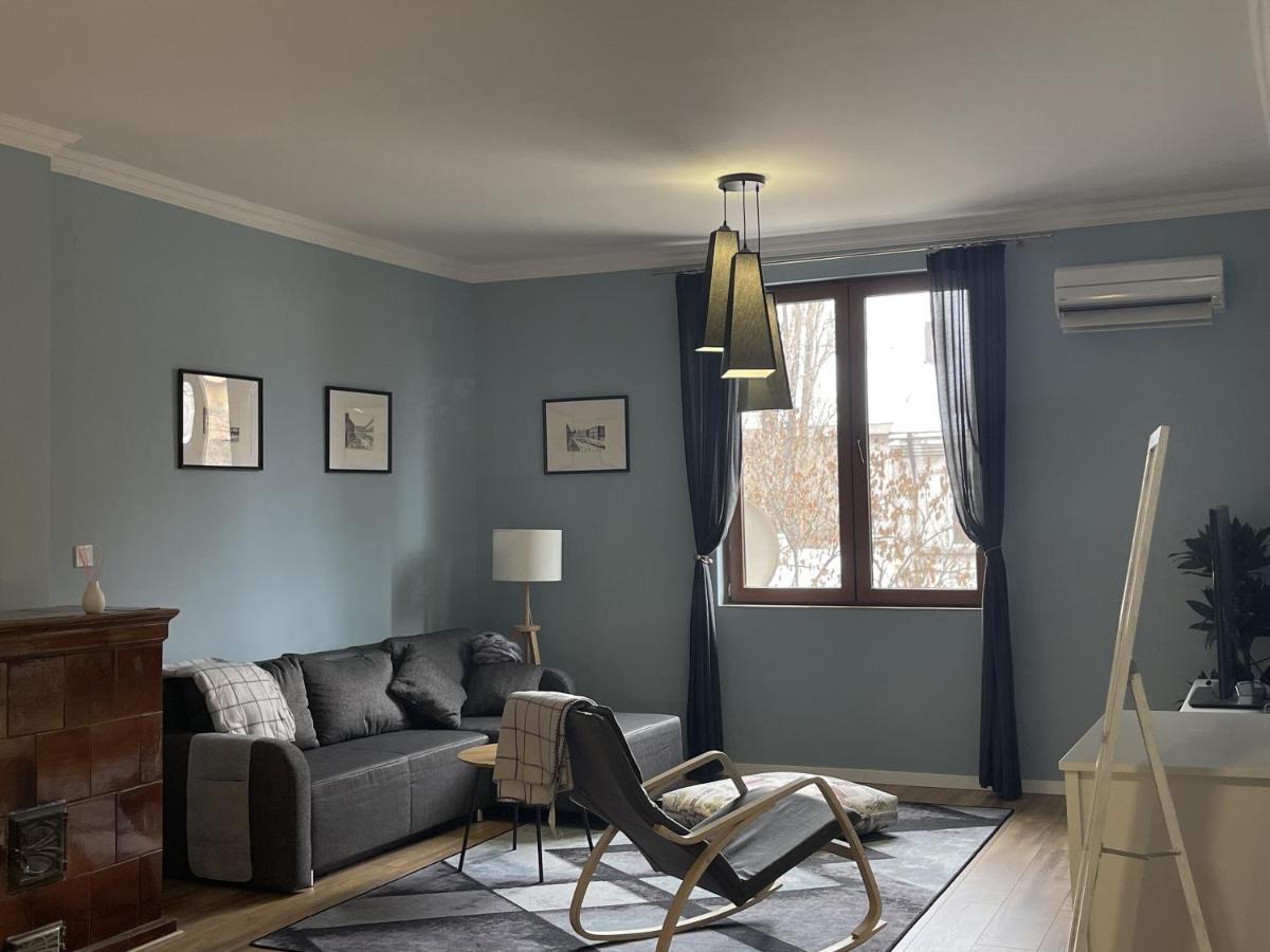 Appartamento Cozy Spot In The Heart Of Sofia Esterno foto