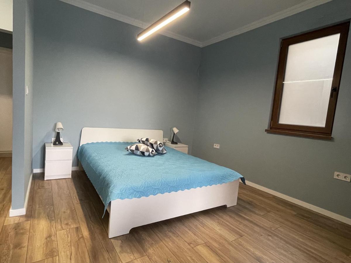 Appartamento Cozy Spot In The Heart Of Sofia Esterno foto